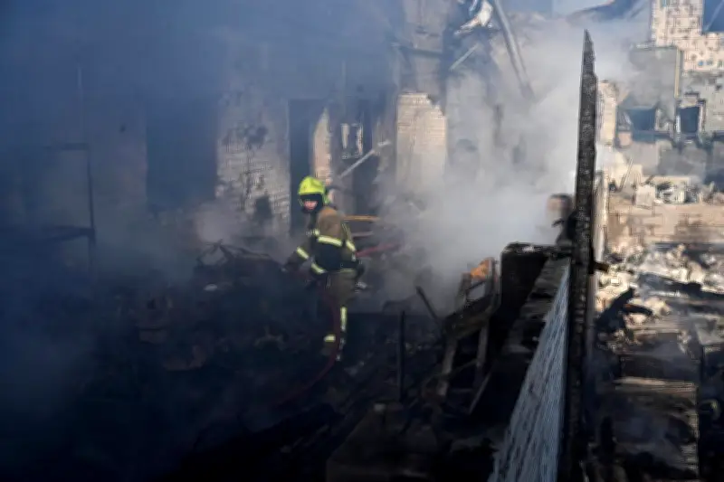 Kiev frappée par une rare attaque de drones russes en pleine journée