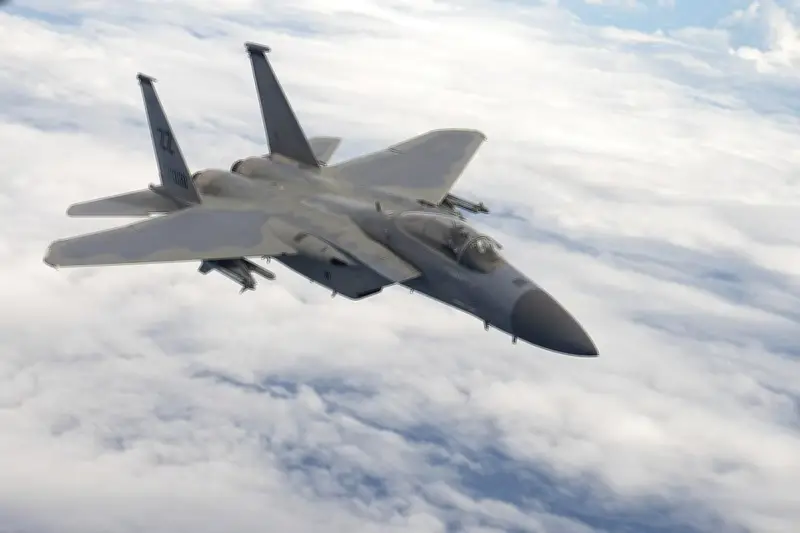 Koweït abat par erreur trois avions américains F-15 dans un contexte de frappes iraniennes