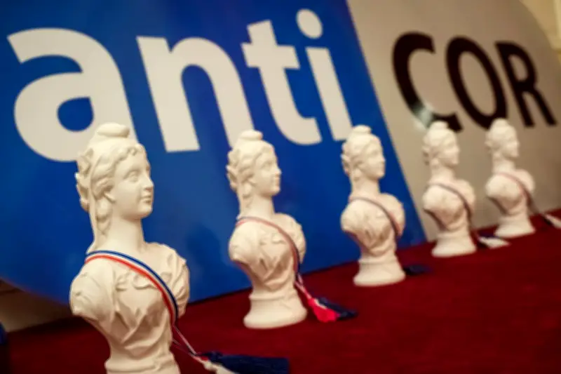 La corruption en France atteint un niveau alarmant selon les associations