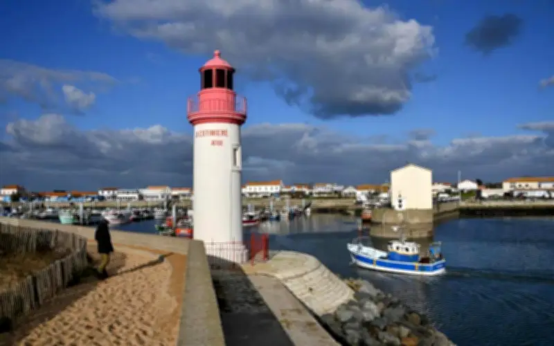 La Cotinière : une nouvelle halle à marée inaugurée, marquant l'évolution du port oléronais