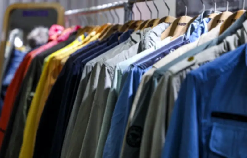 La crise silencieuse des pressings en France : entre fermetures et réinvention