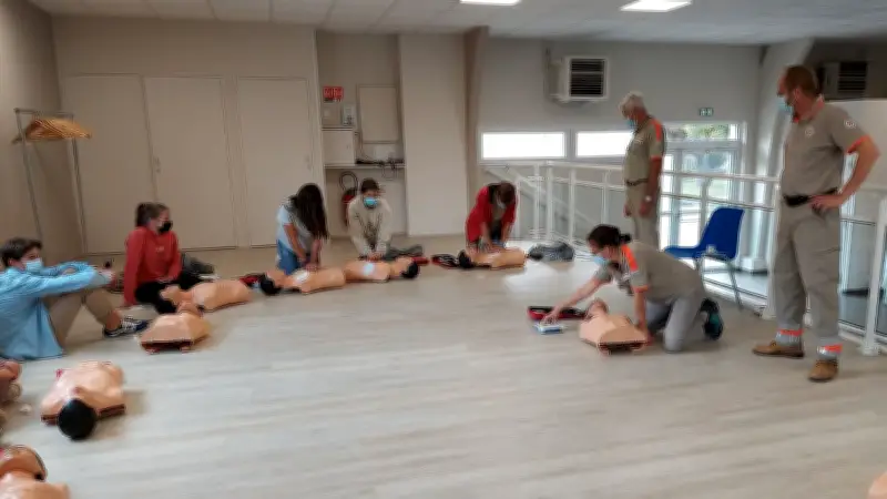 La Croix-Rouge forme des jeunes Aveyronnais aux gestes qui sauvent