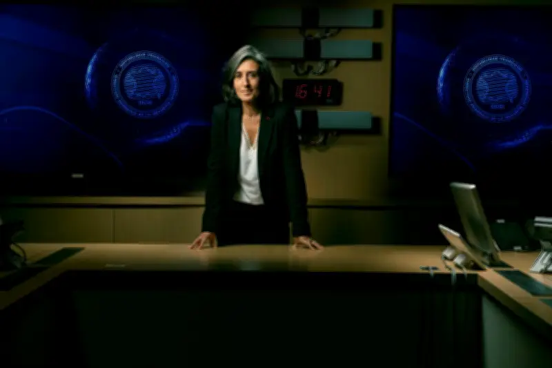 La DGSI alerte les chercheurs et cadres sur les risques d'espionnage à l'étranger