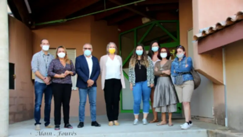 La députée Annie Chapelier visite l'école de Sainte-Anastasie pour la rentrée scolaire