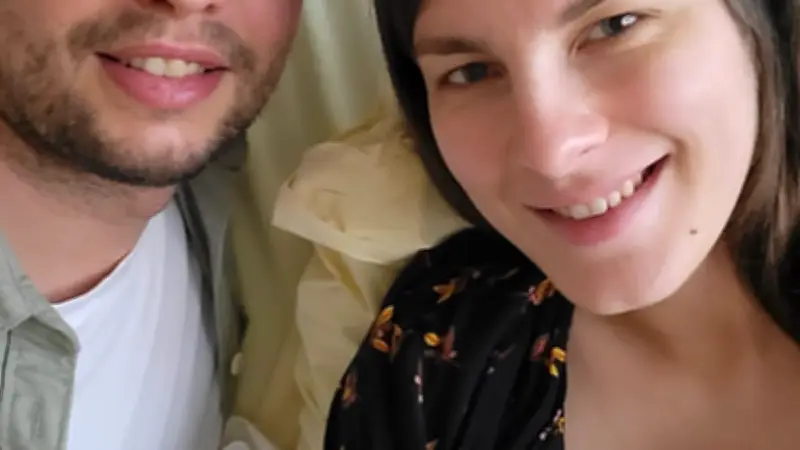 La famille Saysset célèbre deux naissances à deux jours d'intervalle en Aveyron