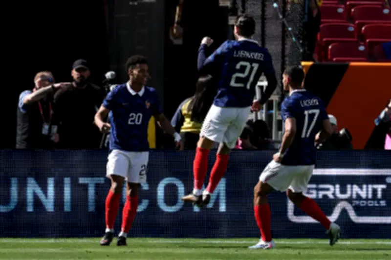La France domine la Colombie en amical grâce à Doué et Thuram