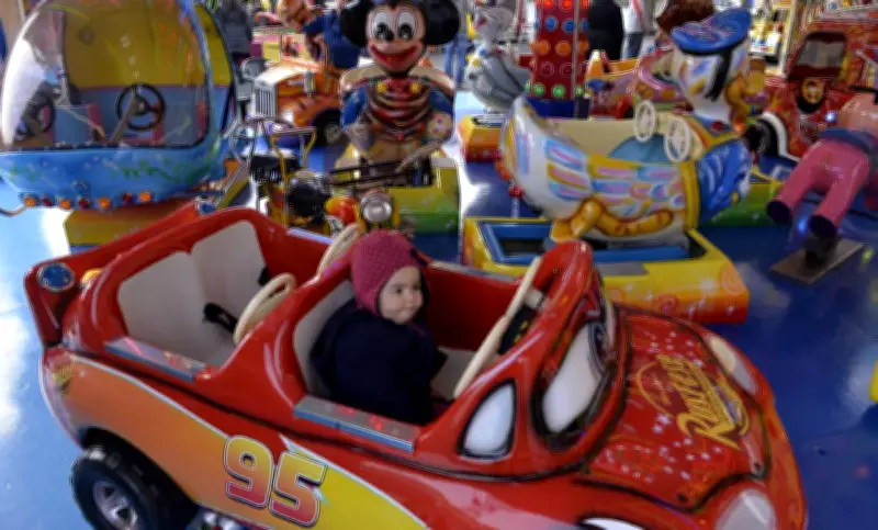 La fête foraine de Libourne illumine les quais de la Dordogne pour deux semaines festives