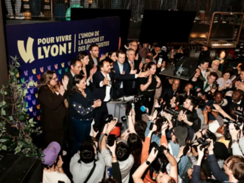 La gauche plurielle face à la gauche puérile : un débat stratégique crucial