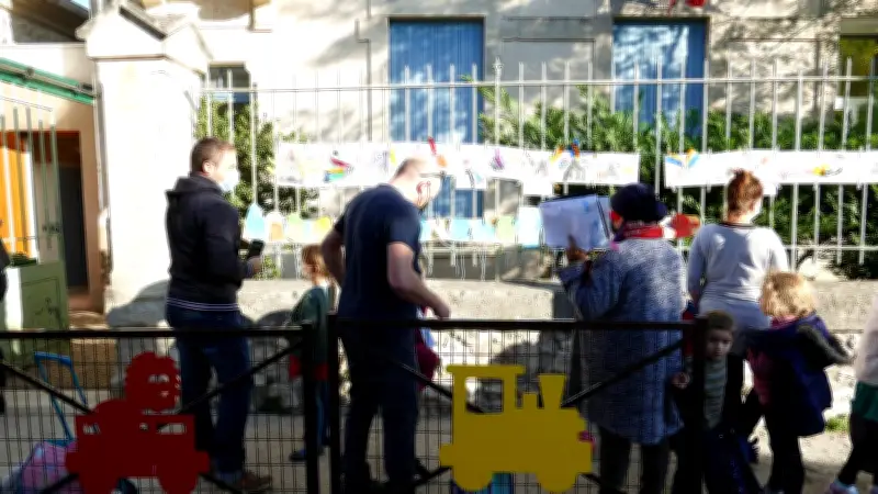 La Grande Lessive des écoliers de Saint-Bauzély : un envol artistique coloré