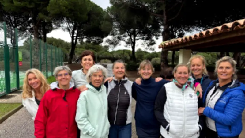 La Grande-Motte : Le tennis club célèbre le 8 mars malgré la pluie