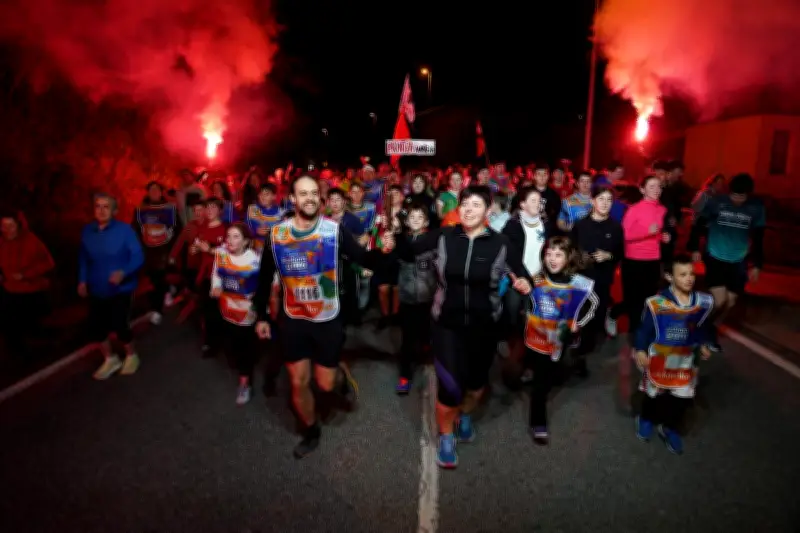 La Korrika 2026 traverse Bayonne de nuit pour promouvoir la langue basque
