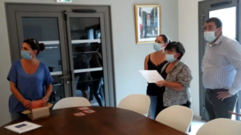 La mairie de Langlade offre des bons d’achat pour les fournitures scolaires aux collégiens