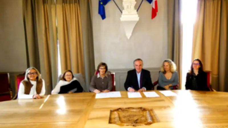 La Maison du Boutis lègue sa collection historique à la ville de Calvisson