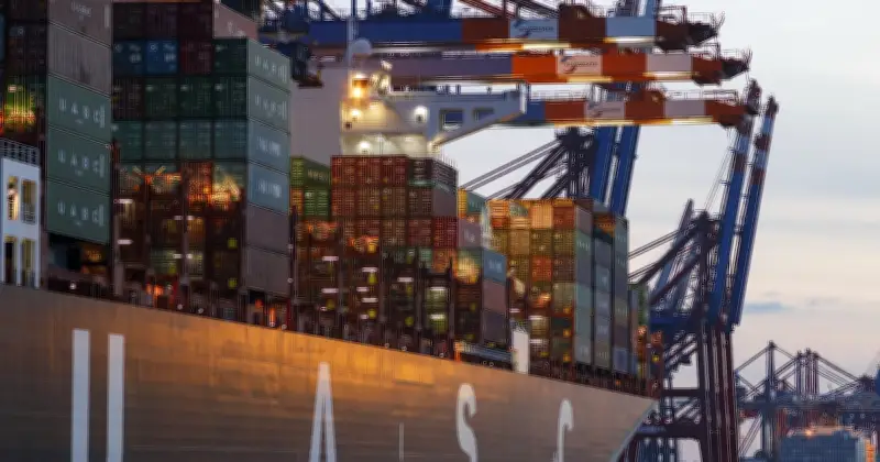 La mondialisation résiste-t-elle vraiment aux crises ? Le débat sur la démondialisation