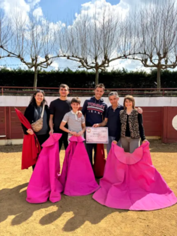 La Peña La Puya transmet la passion tauromachique aux jeunes générations