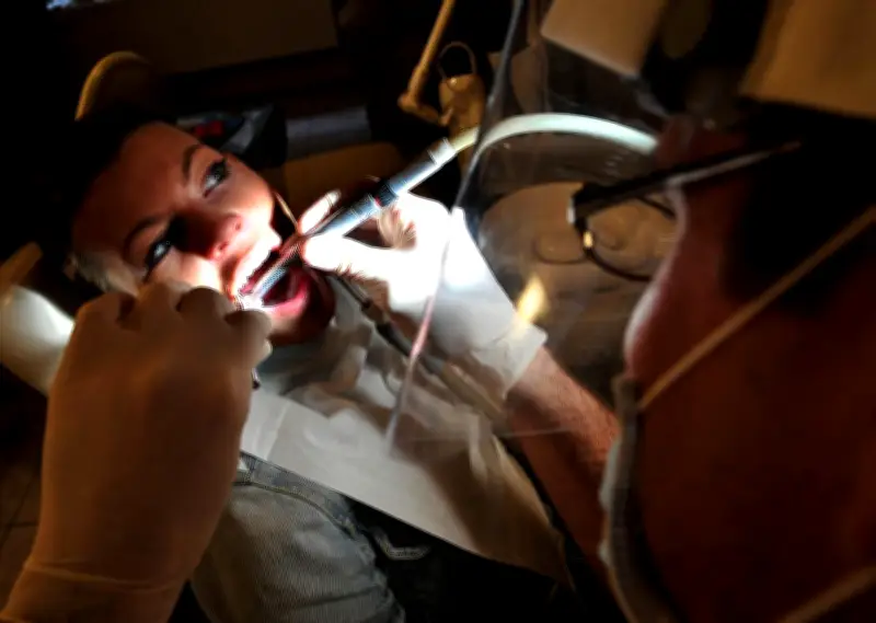 La réforme du 100% santé dentaire risque d'accroître les inégalités d'accès aux soins