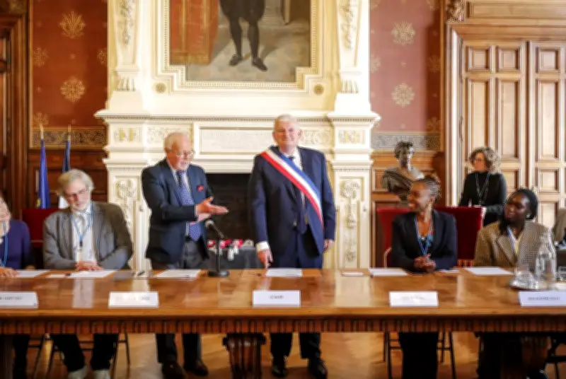 La Rochelle inaugure son nouveau conseil municipal avec Olivier Falorni comme maire