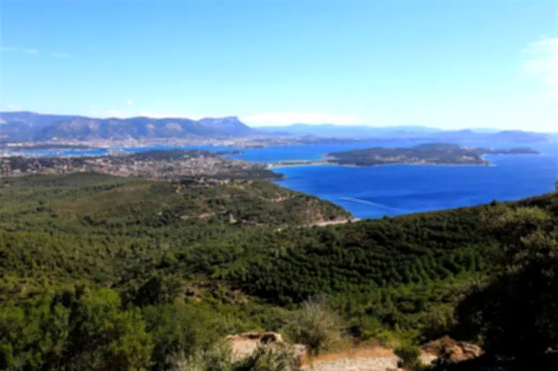 La Seyne ferme ses massifs forestiers et parcs publics en raison des vents violents