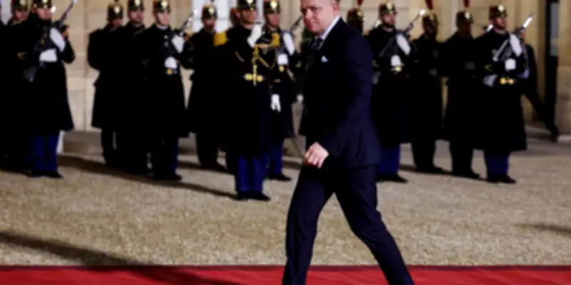 La Slovaquie renonce à bloquer les sanctions contre la Russie, un revirement in extremis