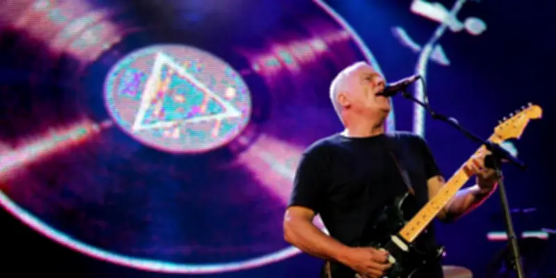 La Stratocaster de David Gilmour bat le record de vente aux enchères