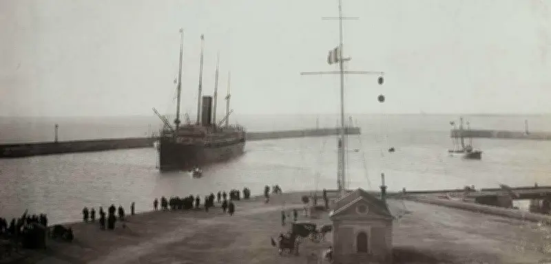 La tempête meurtrière de 1885 à La Rochelle : 23 ouvriers disparus dans la construction du port