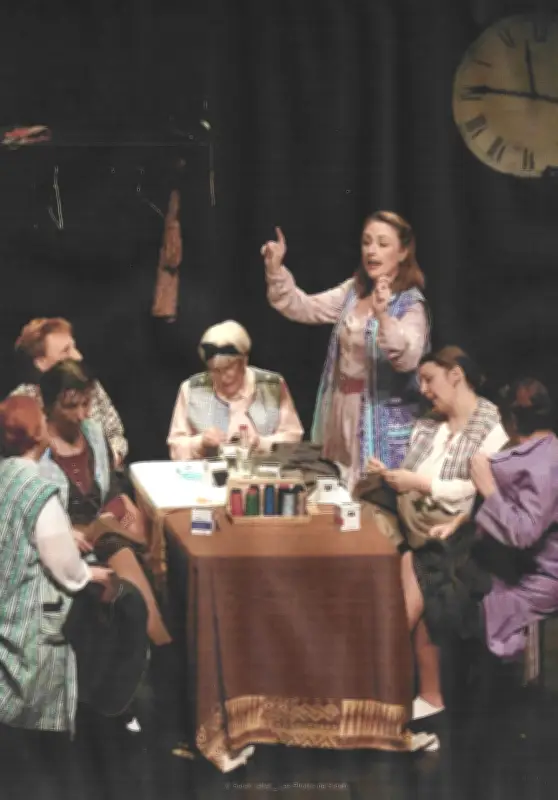 La troupe À pas de loup présente 'L'Atelier' de Grumberg à Tauriac