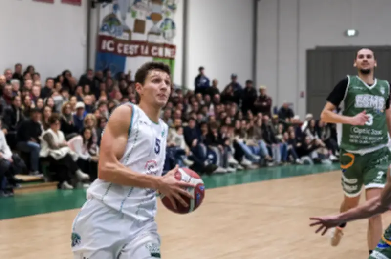 L'ADLB enchaîne une troisième défaite face au TOAC en NM2, une série noire qui inquiète