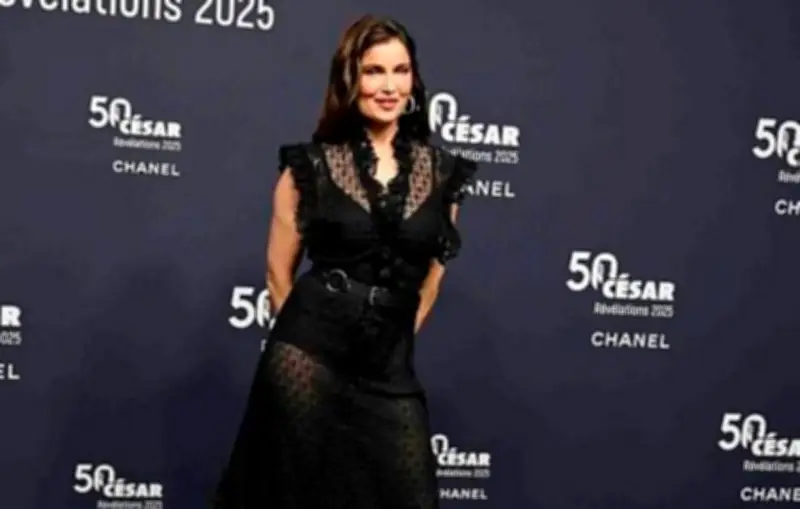 Laetitia Casta révèle les conseils surprenants de Brigitte Bardot sur carrière et maternité