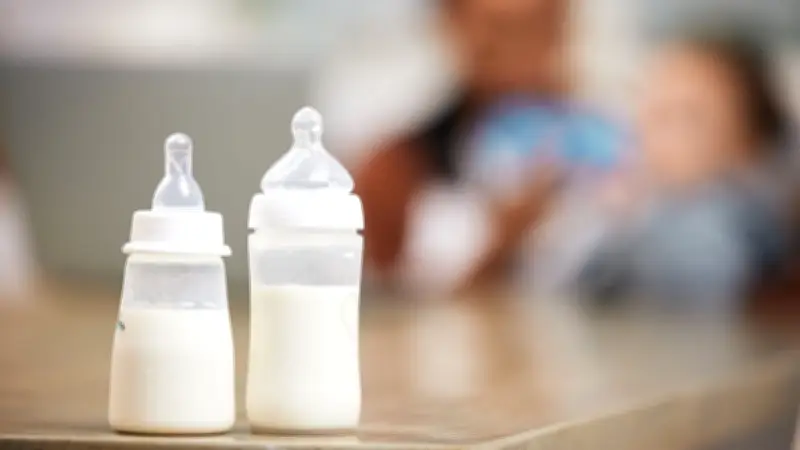 Lait infantile contaminé : le Conseil d'État exonère l'État malgré trois décès de bébés