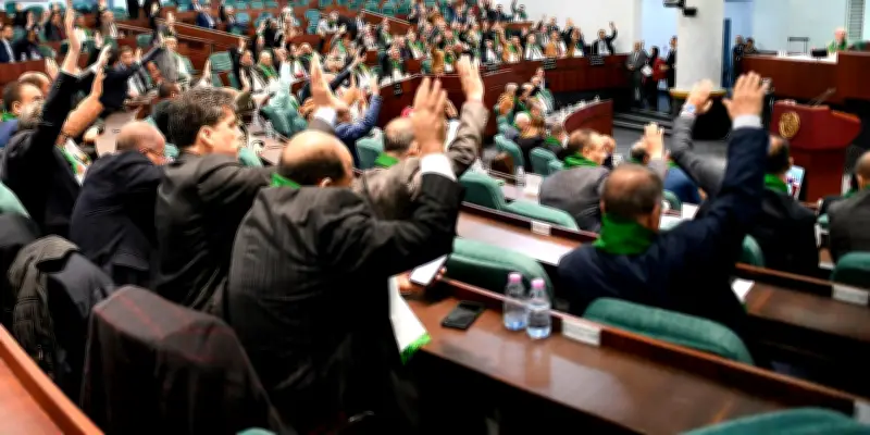 L'Algérie retire l'exigence d'excuses dans la loi criminalisant la colonisation française