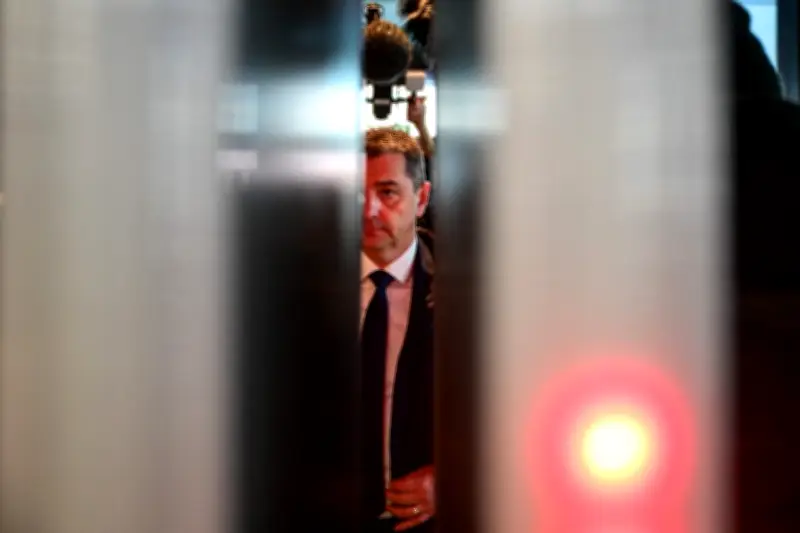 L'ancien maire de Saint-Étienne G. Perdriau libéré avant son procès en appel pour chantage