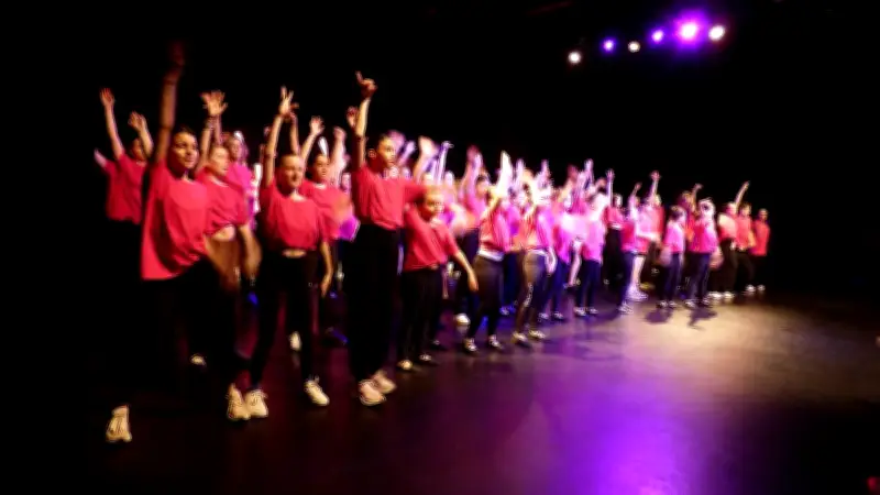 L'aqueduc romain vibre au rythme des rencontres intercommunales de danse