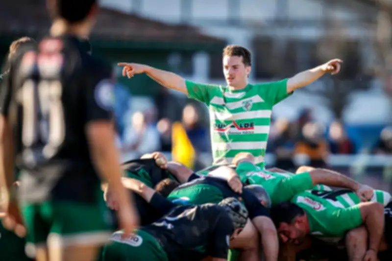 Larressore affronte Navarrenx dans un choc crucial pour le maintien en Fédérale 2