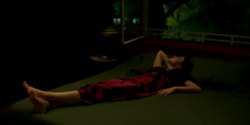 « Las Corrientes de Milagros » : le portrait subtil d'une femme énigmatique par Mumenthaler