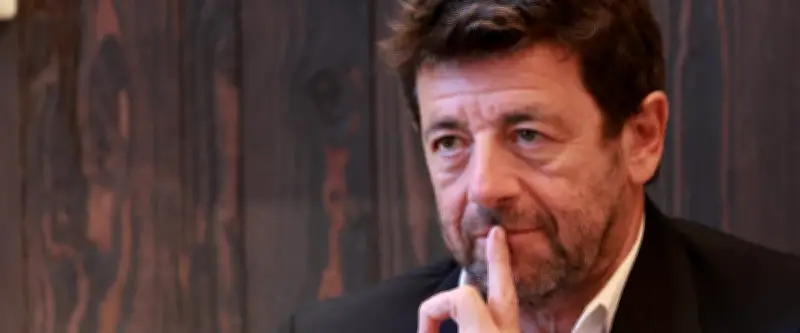 L'attachée de presse Karine Viseur accuse Patrick Bruel d'agression sexuelle en 2010