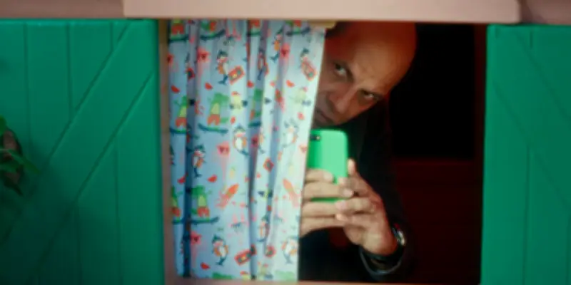 Laurent Lafitte incarne le double parfait dans 'Alter ego', la nouvelle comédie existentielle de Nicolas et Bruno