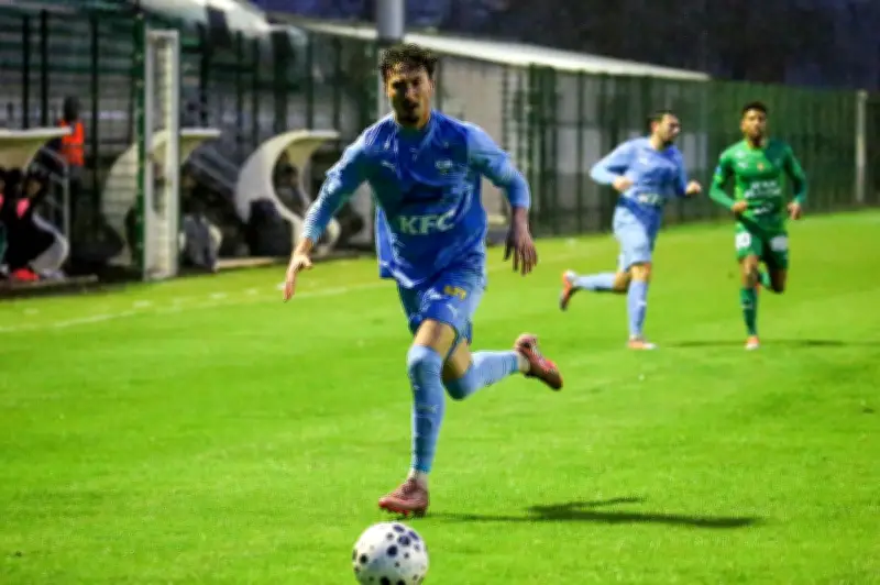 L'Aviron Bayonnais s'impose à Poitiers et relance la course au titre en National 2