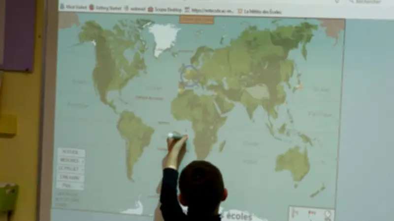 L'école de Causses-et-Veyran équipée grâce au projet ENIR pour le numérique éducatif