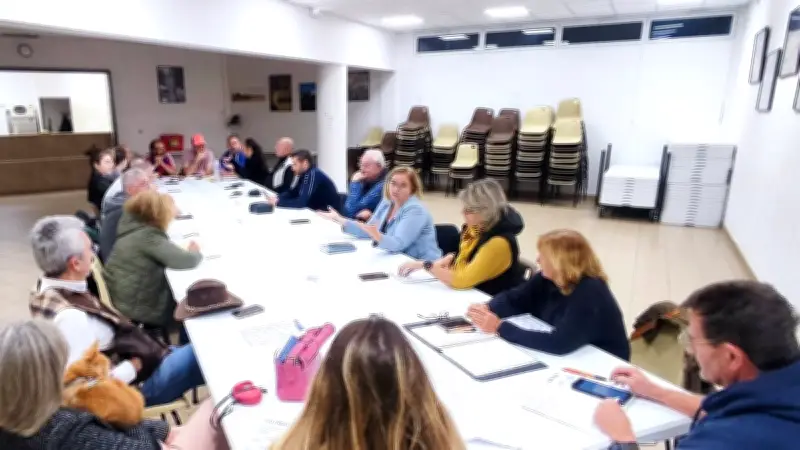 Lédenon vote subventions associatives et expansion de parcs solaires