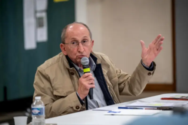 Le candidat communiste de Royan dévoile ses goûts et convictions dans une interview exclusive