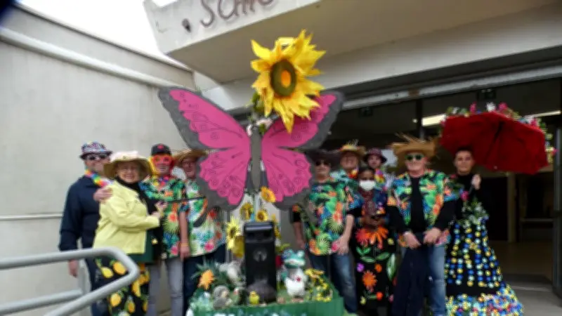 Le carnaval printanier de Jouinesso illumine Redessan avec joie et convivialité