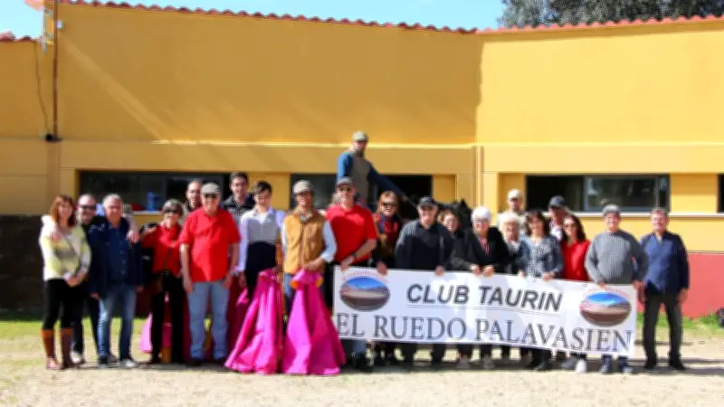 Le club taurin El Ruedo de Palavas-les-Flots en immersion en Espagne chez Morenito de Aranda