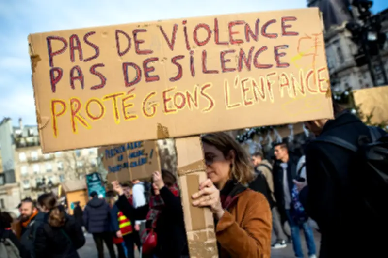 Le collectif SOS Périscolaire reçu à l'Élysée pour exiger une action nationale contre les violences