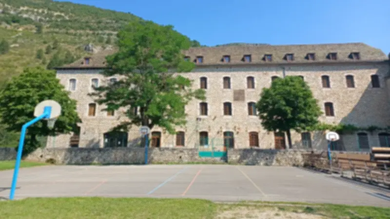 Le collège Pierre-Delmas de Sainte-Énimie se prépare pour une rentrée ambitieuse