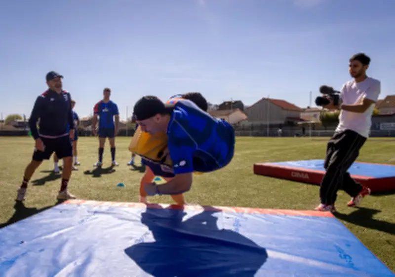 Le Crunch Creator : 20 000 places vendues en 2h pour un match d'influenceurs rugby à Bordeaux