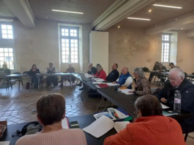 Île d'Oléron : budget 2026 adopté avec stabilité fiscale malgré les chantiers anti-érosion