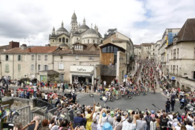 Le Département de la Dordogne lance un site dédié au Tour de France 2026
