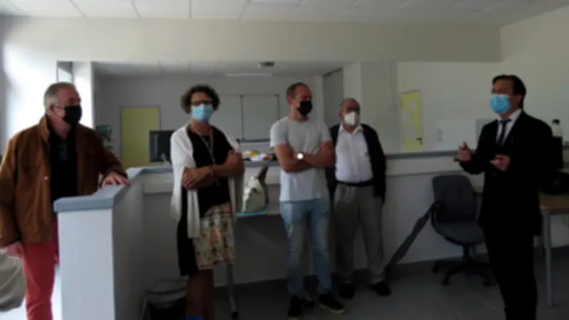 Le Département visite le collège d'Olargues pour présenter ses investissements éducatifs