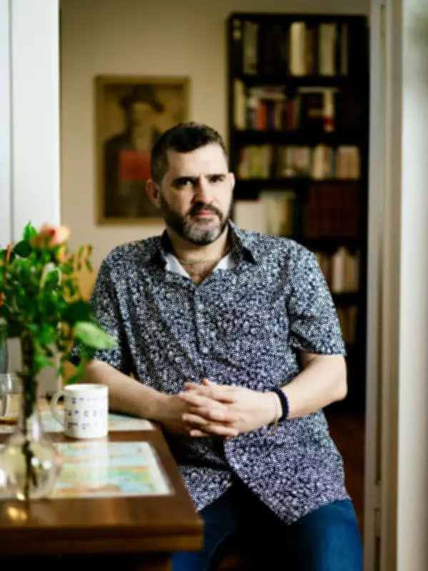 Le Gorille de Dory Manor : un pied de nez littéraire à la figure paternelle