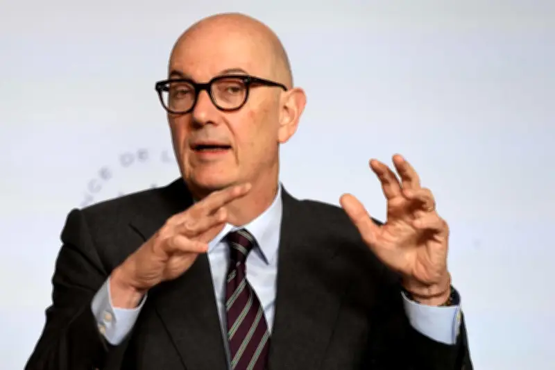 Le gouvernement prépare des aides ciblées pour les gros rouleurs face à la flambée des carburants